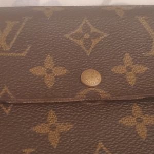 Well loved Louis Vuitton Wallet